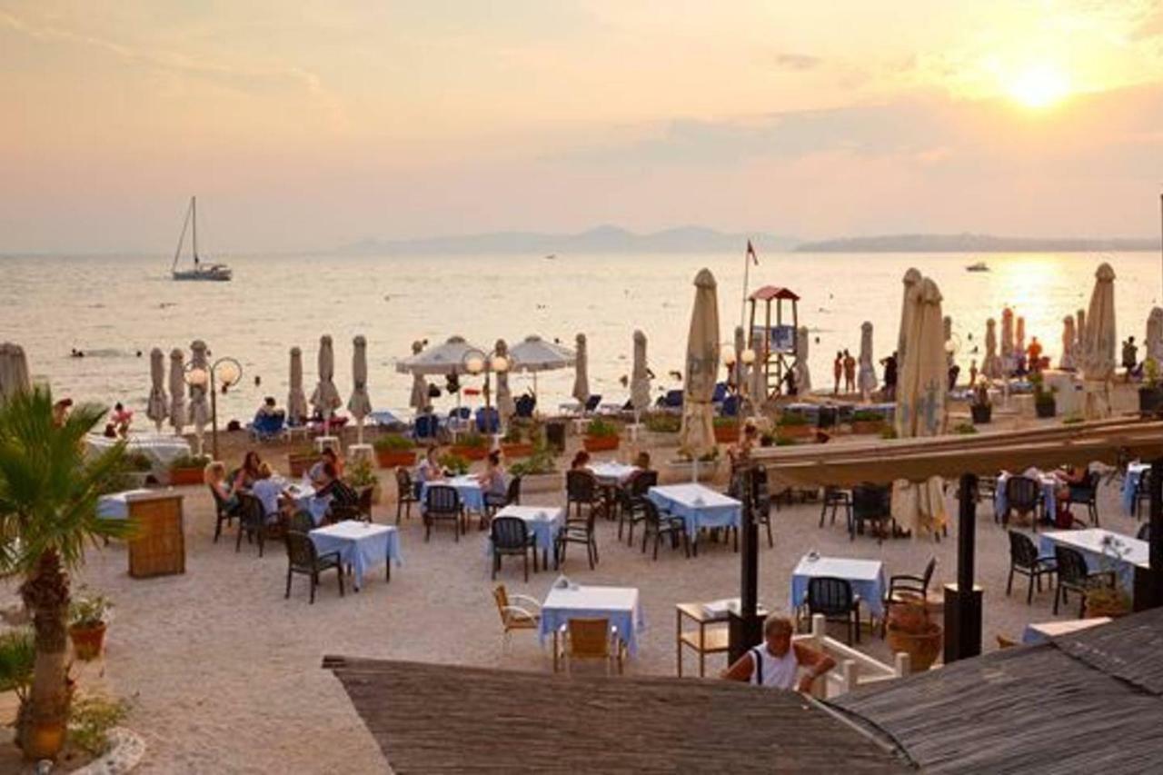 La Vie En Rose Studio,Close To Beach, Paleo Faliro Athena Bagian luar foto