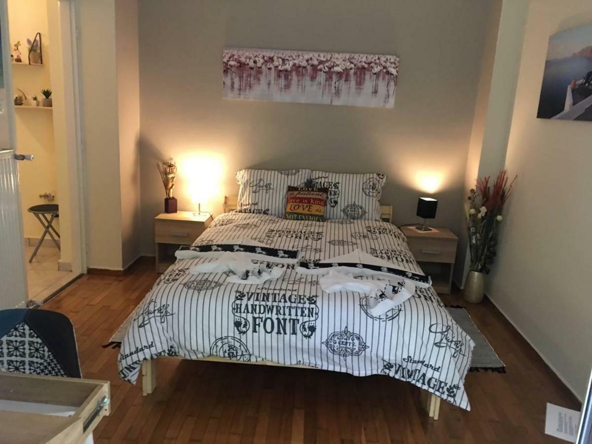 La Vie En Rose Studio,Close To Beach, Paleo Faliro Athena Bagian luar foto