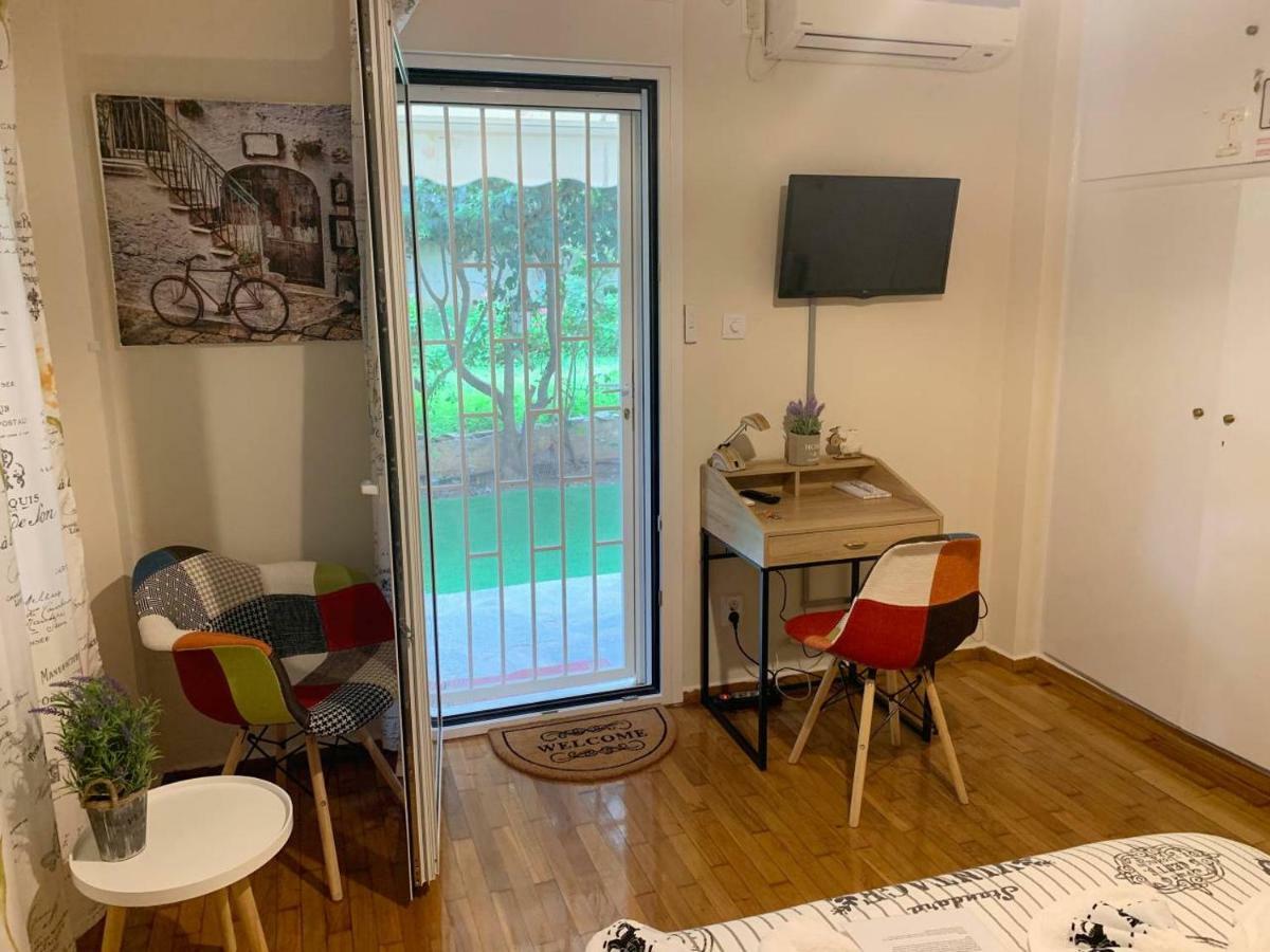 La Vie En Rose Studio,Close To Beach, Paleo Faliro Athena Bagian luar foto