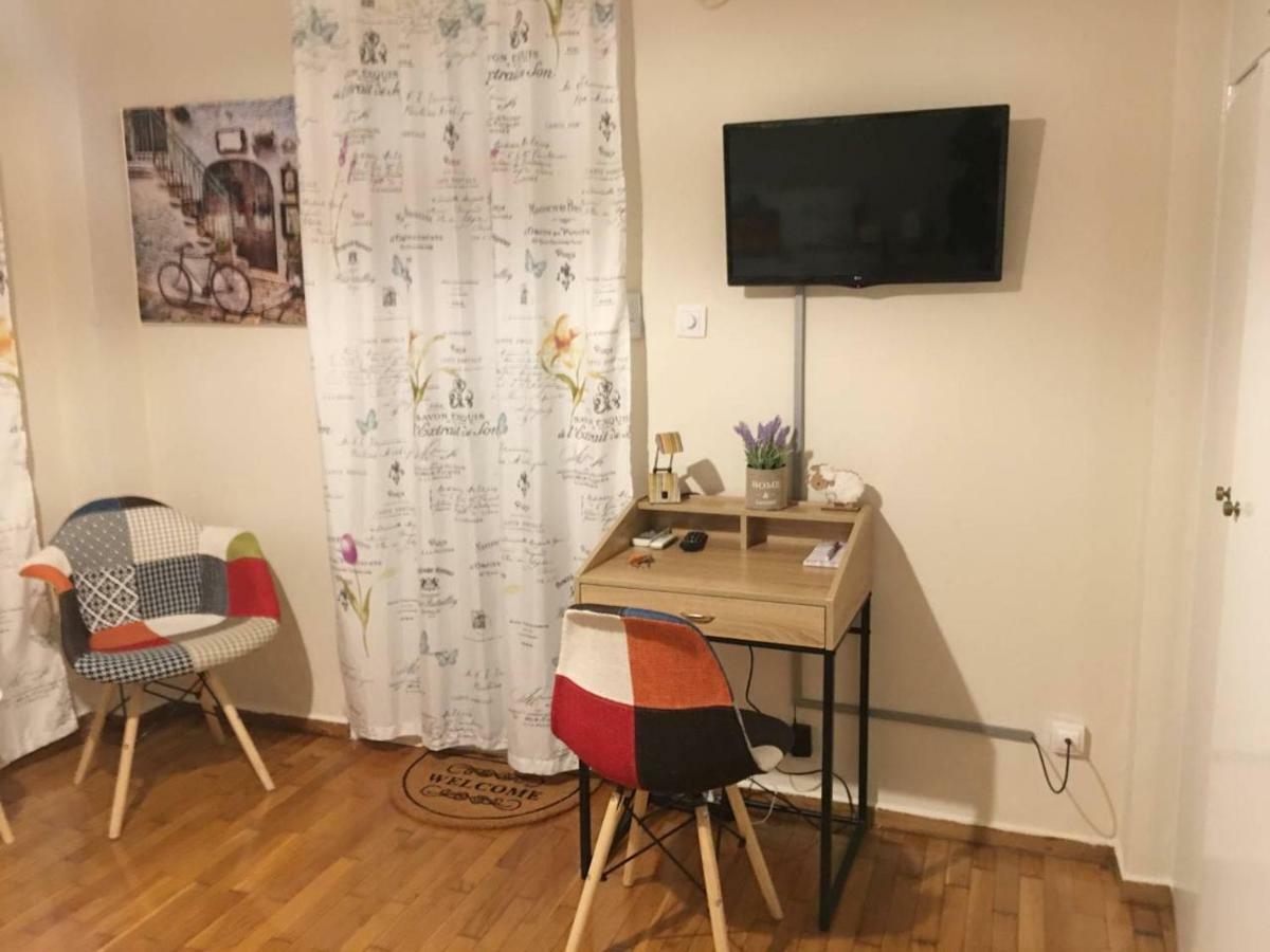 La Vie En Rose Studio,Close To Beach, Paleo Faliro Athena Bagian luar foto